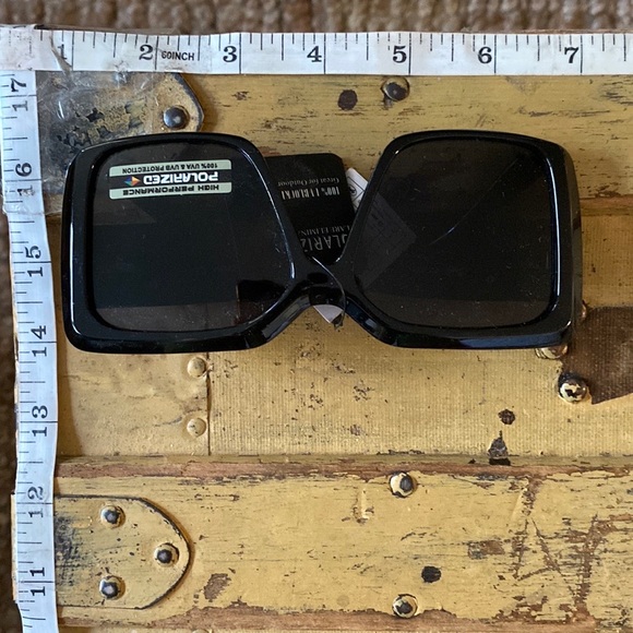 BLACK POLARIZED SUNGLASSES OVERSIZED SUNGLASSES OVERSIZED OSFM NWT - Picture 2 of 7